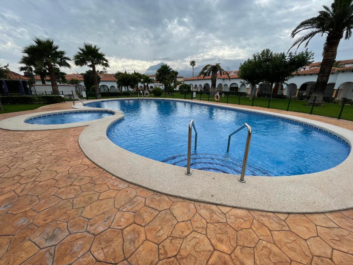 Bungalow Para 6 Pax A 7 Minutos De Playa Albir L'Alfàs del Pi Exterior foto